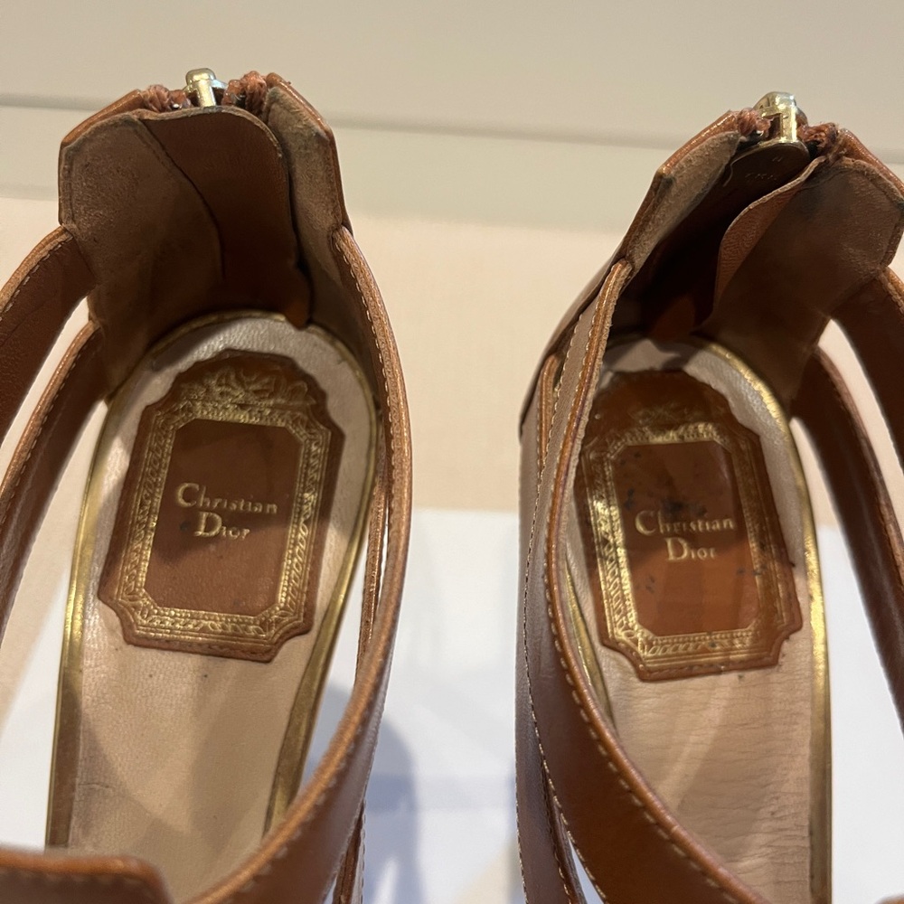Dior Strappy Sandal. Cognac. Original Box - Picture 5 of 13